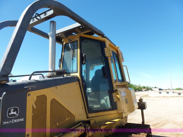 image for item K7219 John Deere 700HXLT dozer