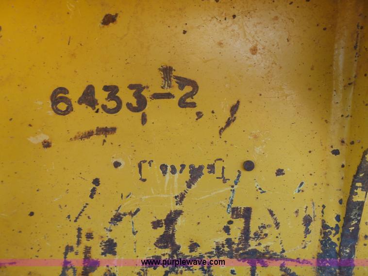 image for item K7219 John Deere 700HXLT dozer