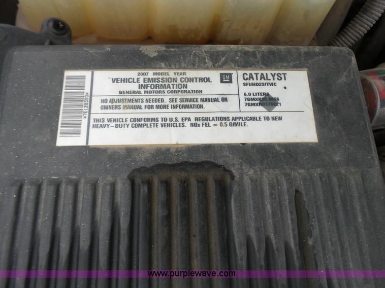 image for item K7221 2007 Chevrolet Silverado 2500HD Ext. Cab pickup truck