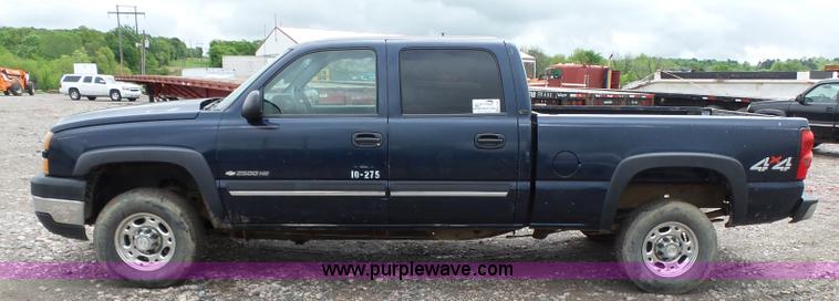 image for item K7226 2007 Chevrolet Silverado 2500HD Crew Cab pickup truck