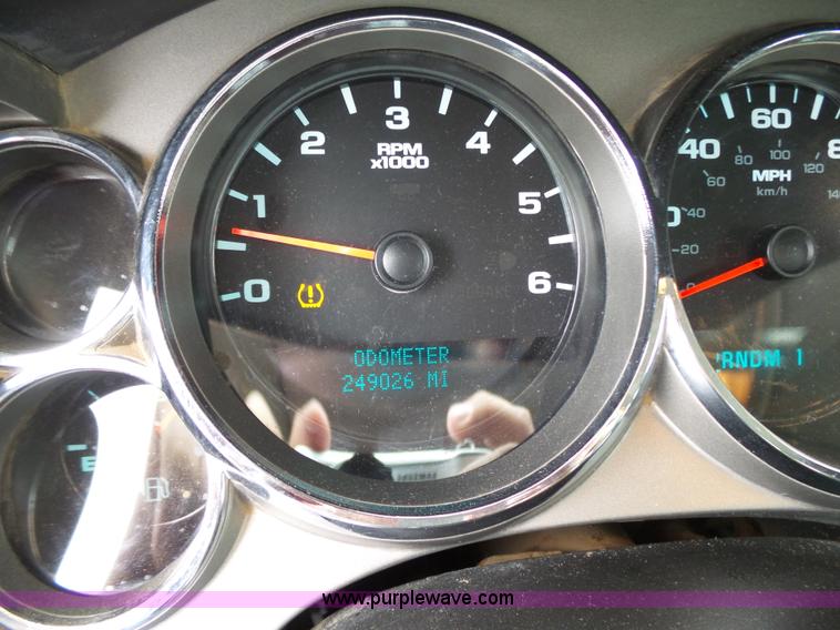 image for item K7232 2009 Chevrolet Silverado 2500HD Ext. Cab pickup truck