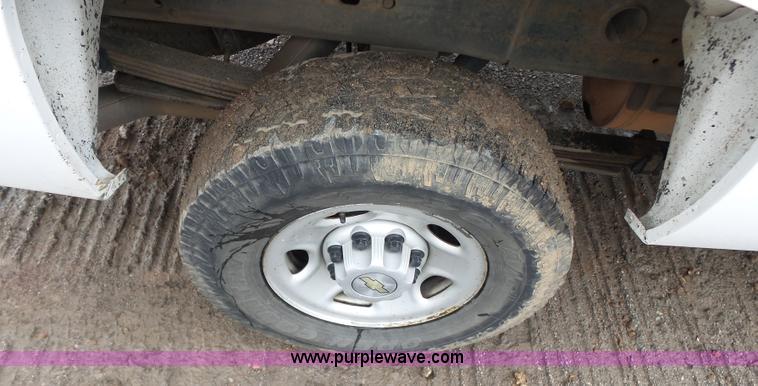 image for item K7232 2009 Chevrolet Silverado 2500HD Ext. Cab pickup truck