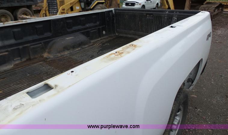 image for item K7232 2009 Chevrolet Silverado 2500HD Ext. Cab pickup truck