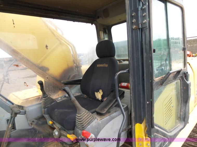 image for item K7233 2007 Komatsu PC400LC-7 excavator
