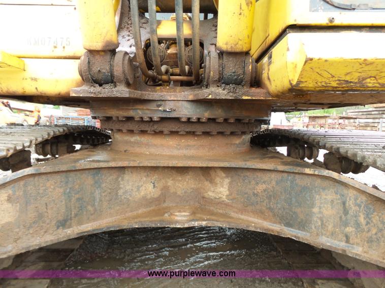 image for item K7233 2007 Komatsu PC400LC-7 excavator