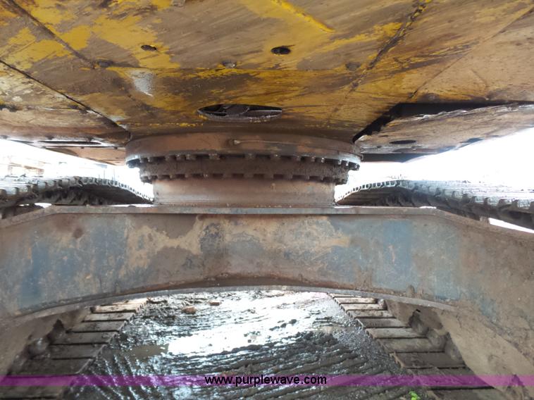 image for item K7233 2007 Komatsu PC400LC-7 excavator