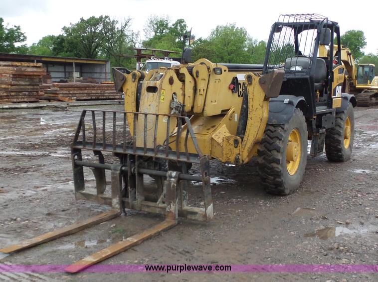 image for item K7237 2006 Caterpillar TH580B telehandler