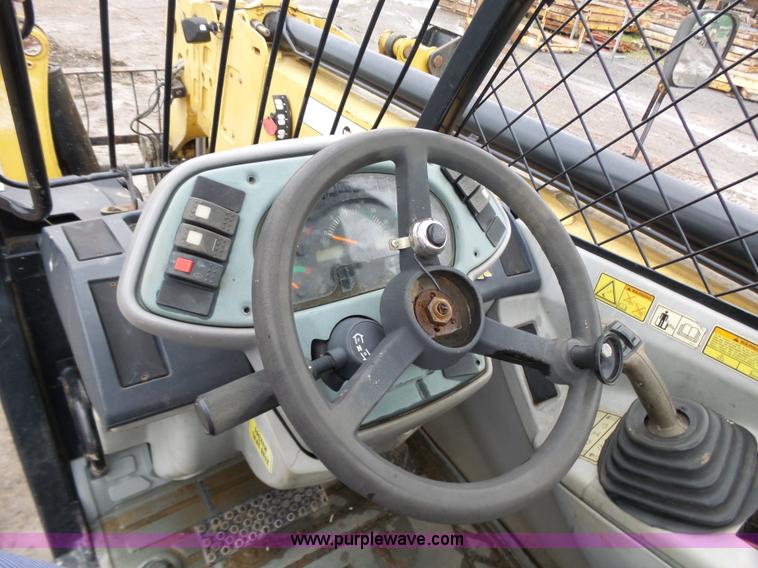 image for item K7237 2006 Caterpillar TH580B telehandler