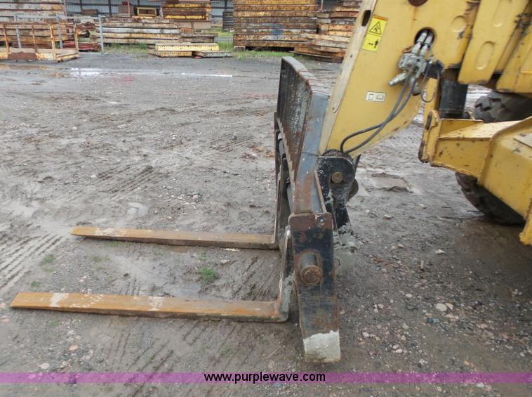 image for item K7237 2006 Caterpillar TH580B telehandler