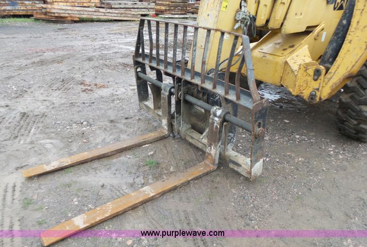 image for item K7237 2006 Caterpillar TH580B telehandler