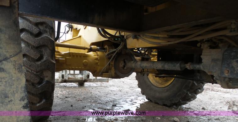 image for item K7237 2006 Caterpillar TH580B telehandler