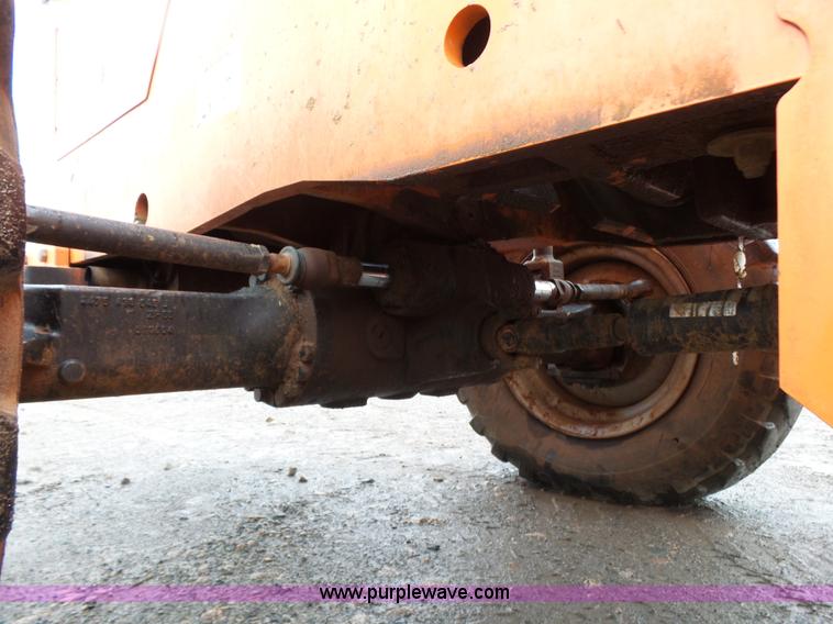 image for item K7240 2005 SkyTrak 10054 telehandler