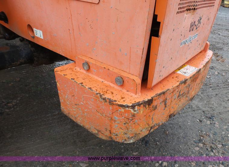 image for item K7241 2005 SkyTrak 10042 telehandler