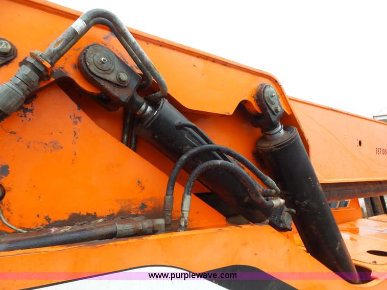 image for item K7241 2005 SkyTrak 10042 telehandler