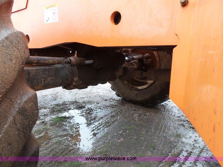 image for item K7241 2005 SkyTrak 10042 telehandler