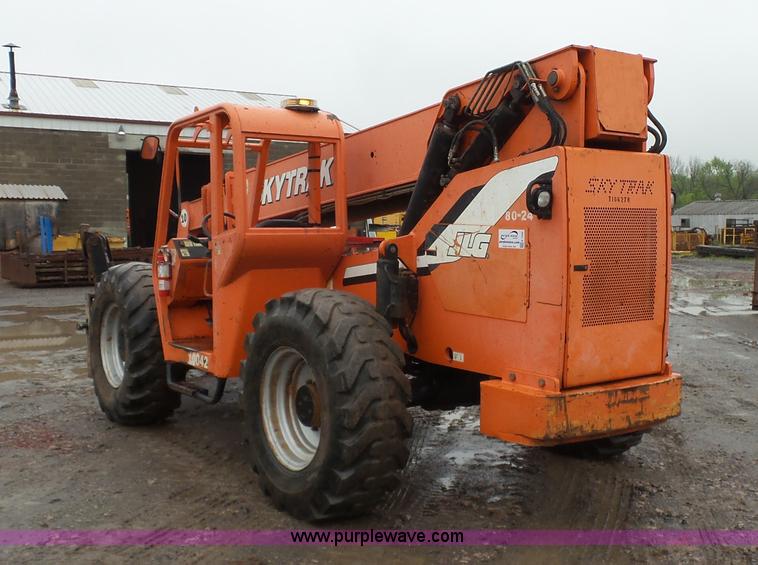 image for item K7242 2006 SkyTrak 10042 telehandler