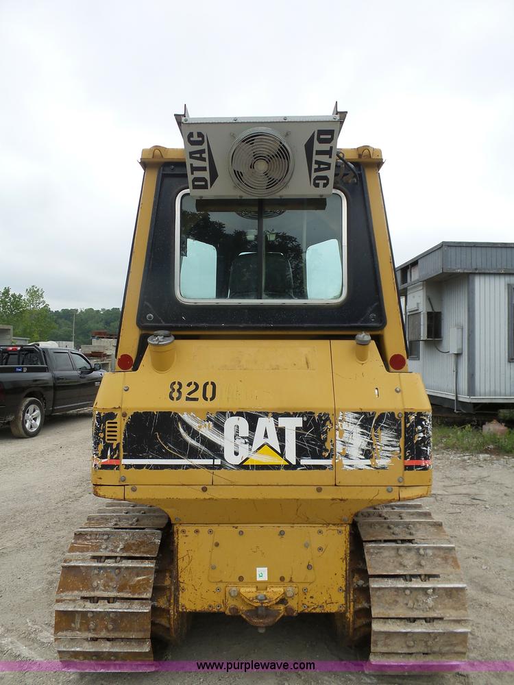 image for item K7929 2003 Caterpillar D4G dozer