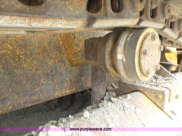 image for item K7929 2003 Caterpillar D4G dozer