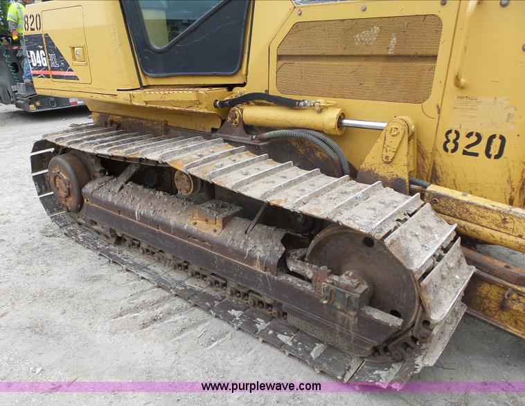 image for item K7929 2003 Caterpillar D4G dozer