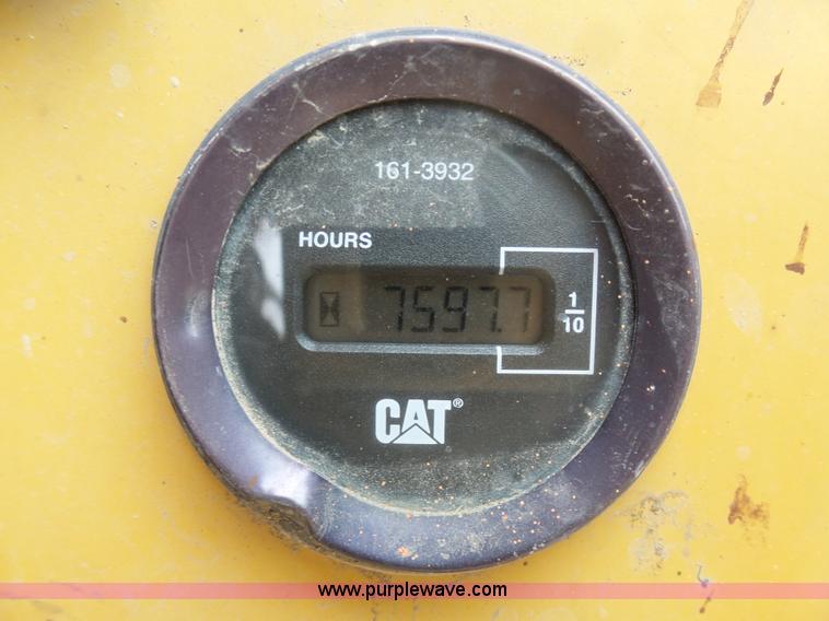 image for item K7929 2003 Caterpillar D4G dozer