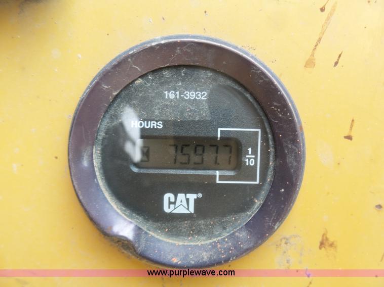 image for item K7929 2003 Caterpillar D4G dozer