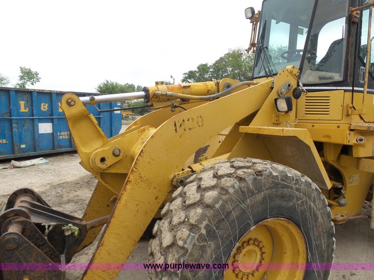 image for item K7930 1994 Caterpillar 928F wheel loader