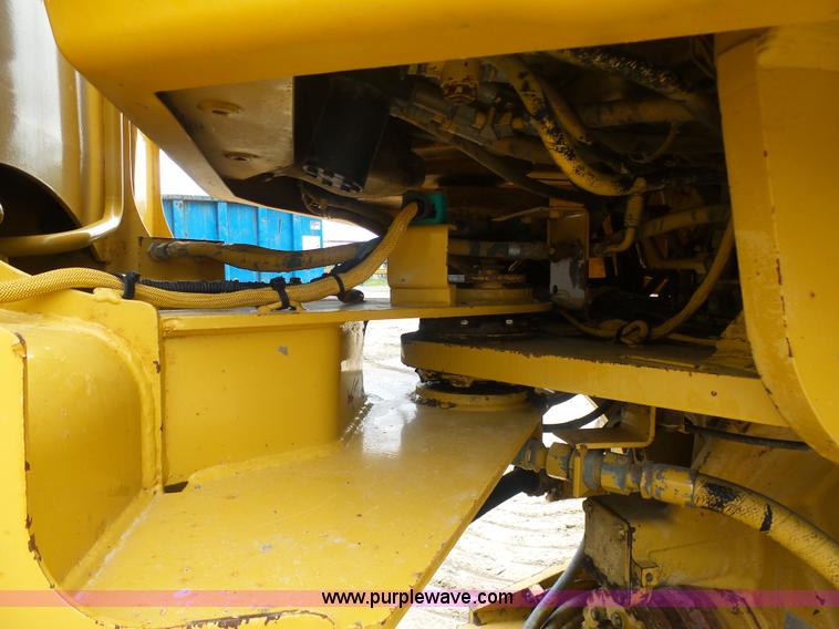 image for item K7930 1994 Caterpillar 928F wheel loader