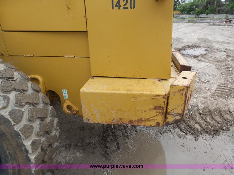 image for item K7930 1994 Caterpillar 928F wheel loader
