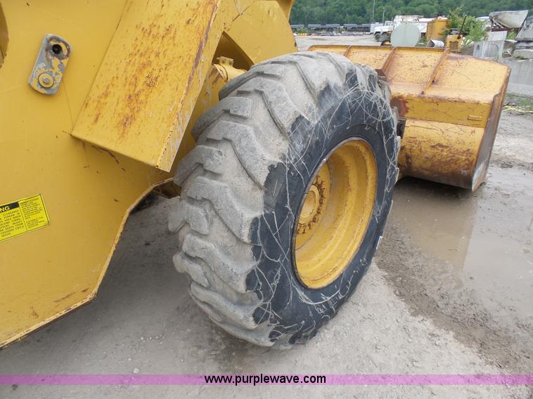 image for item K7930 1994 Caterpillar 928F wheel loader