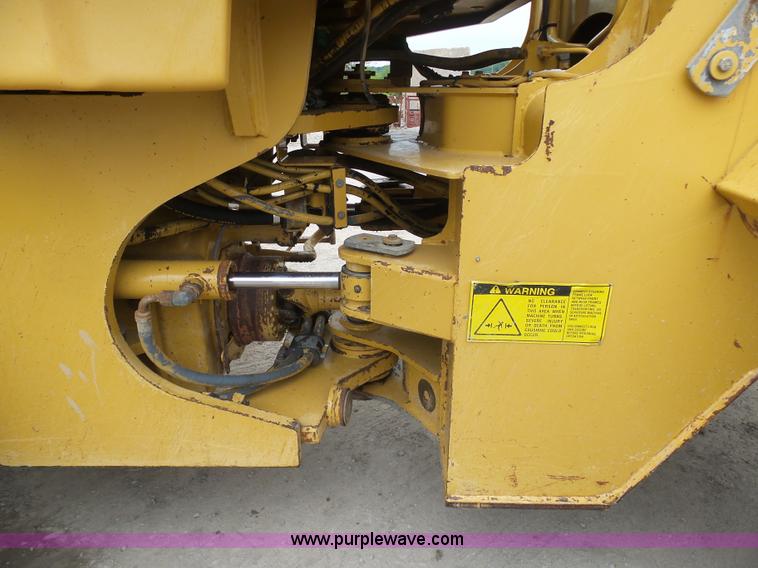 image for item K7930 1994 Caterpillar 928F wheel loader