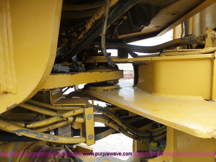 image for item K7930 1994 Caterpillar 928F wheel loader