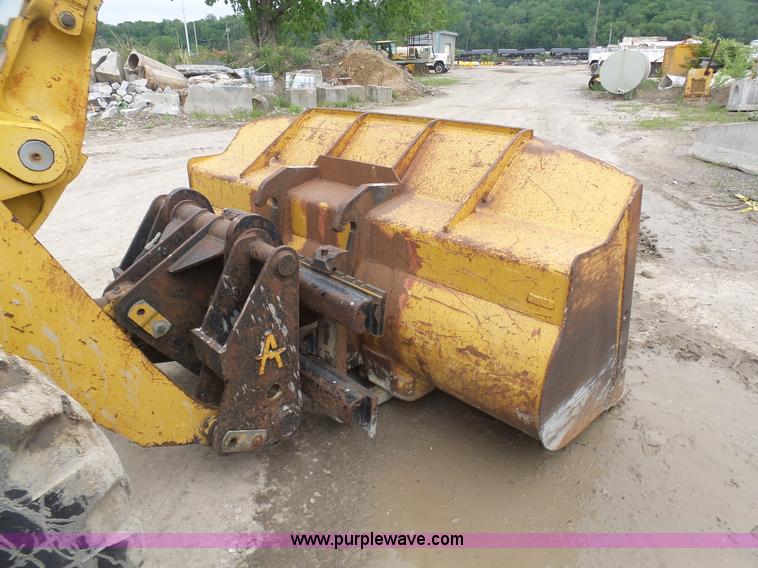image for item K7930 1994 Caterpillar 928F wheel loader