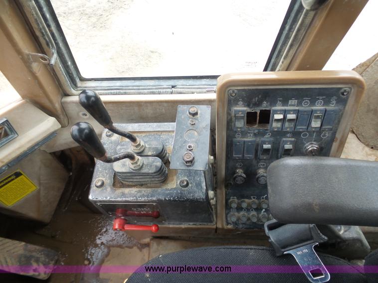 image for item K7930 1994 Caterpillar 928F wheel loader