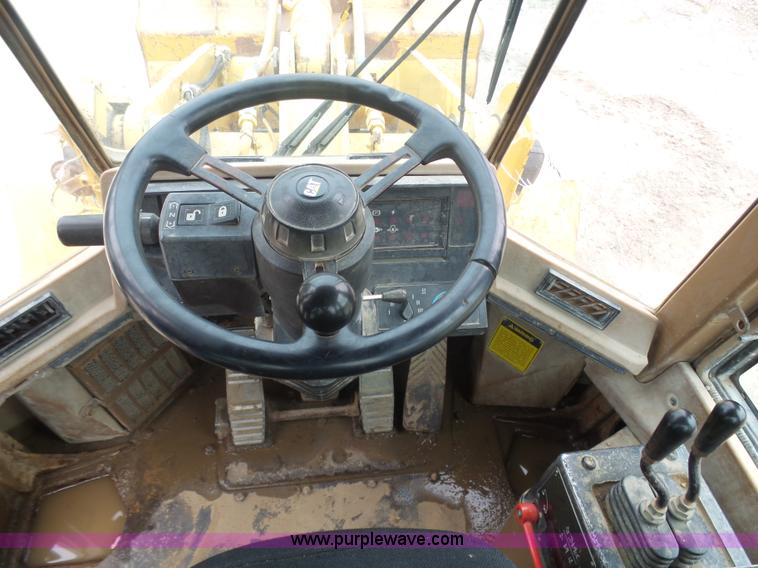 image for item K7930 1994 Caterpillar 928F wheel loader