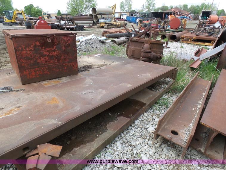 image for item K7968 Trench box