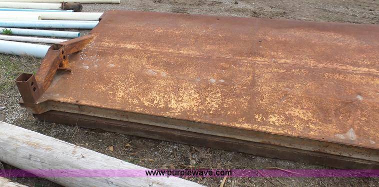 image for item K7970 Trench box