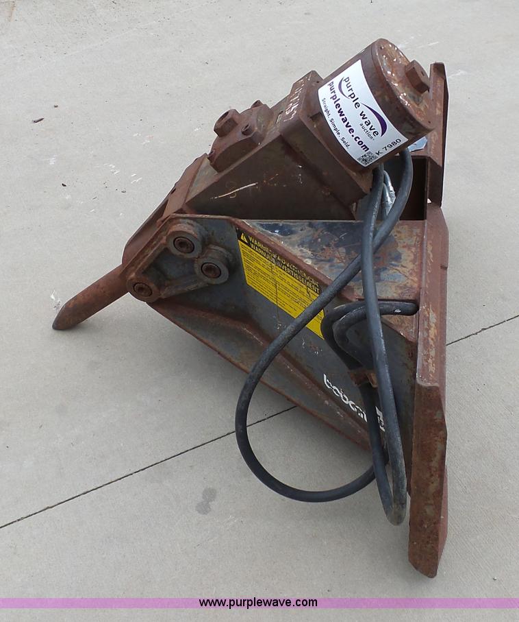 image for item K7980 Bobcat 2500 hydraulic skid steer breaker