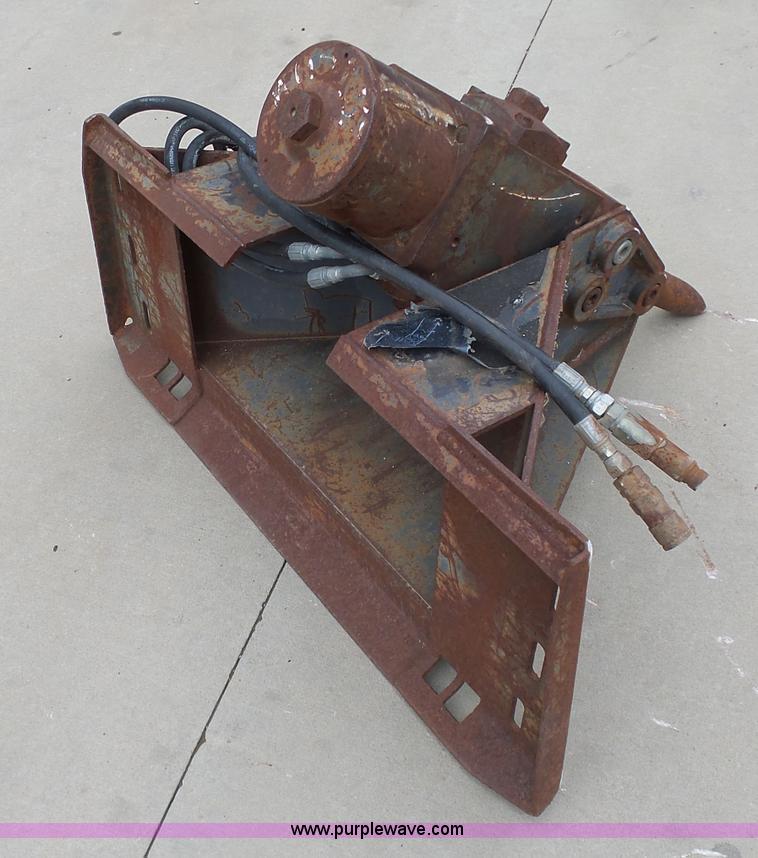 image for item K7980 Bobcat 2500 hydraulic skid steer breaker