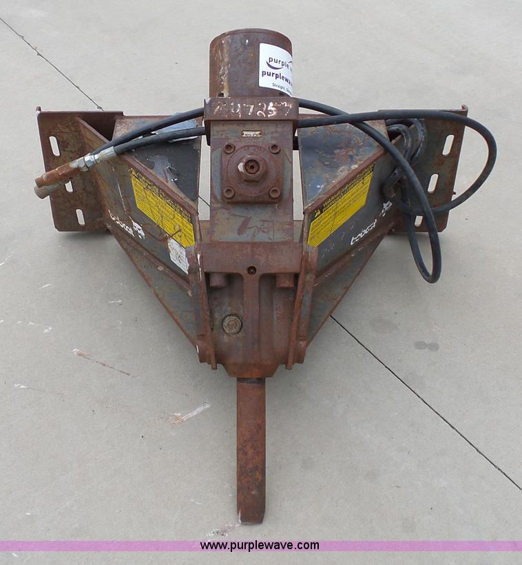 image for item K7980 Bobcat 2500 hydraulic skid steer breaker