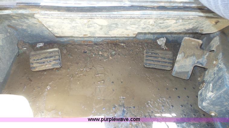 image for item K8285 2008 Gehl CTL75 skid steer