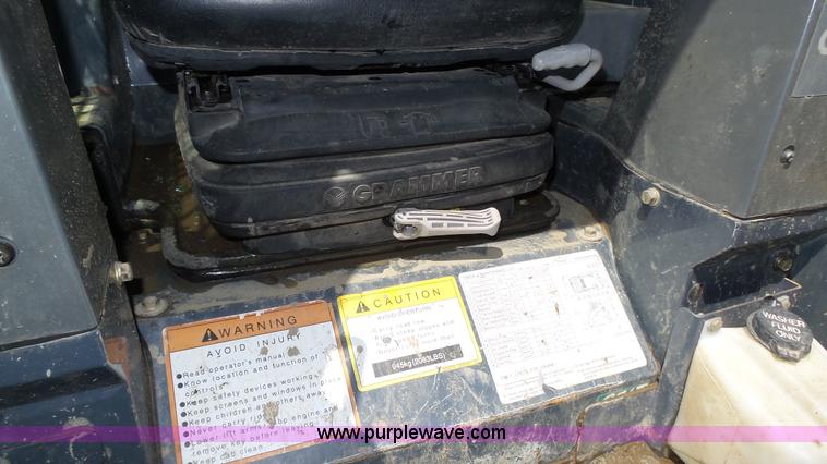 image for item K8285 2008 Gehl CTL75 skid steer