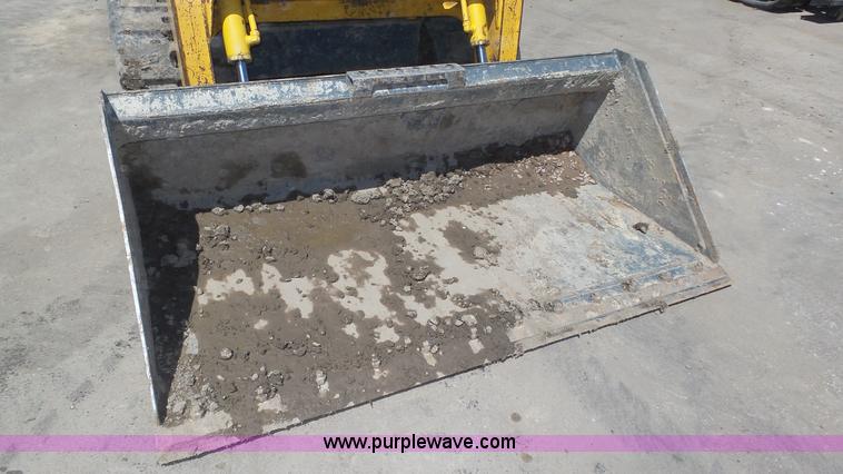 image for item K8285 2008 Gehl CTL75 skid steer