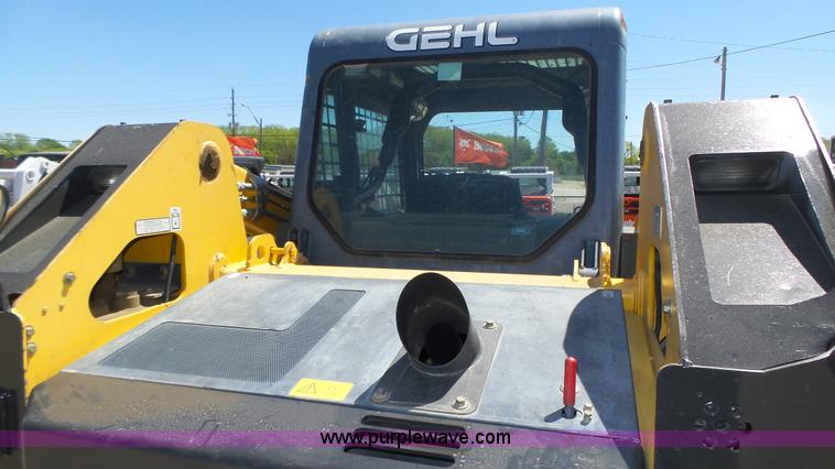 image for item K8285 2008 Gehl CTL75 skid steer