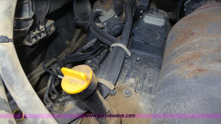 image for item K8285 2008 Gehl CTL75 skid steer