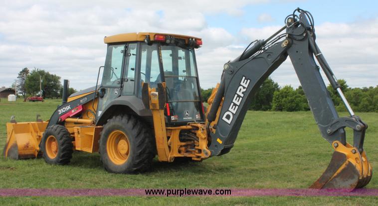 image for item K8902 2012 John Deere 310SK backhoe