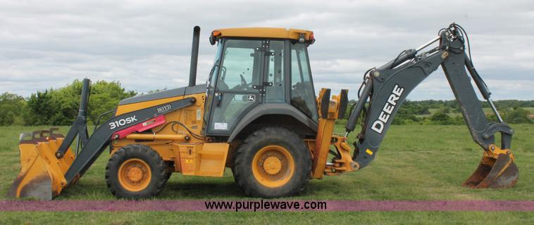 image for item K8902 2012 John Deere 310SK backhoe