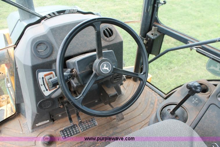 image for item K8902 2012 John Deere 310SK backhoe