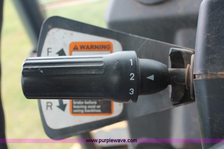 image for item K8902 2012 John Deere 310SK backhoe