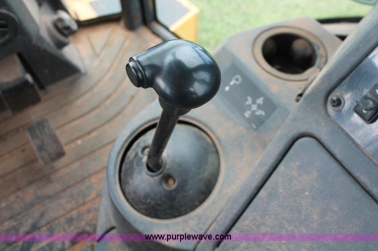 image for item K8902 2012 John Deere 310SK backhoe