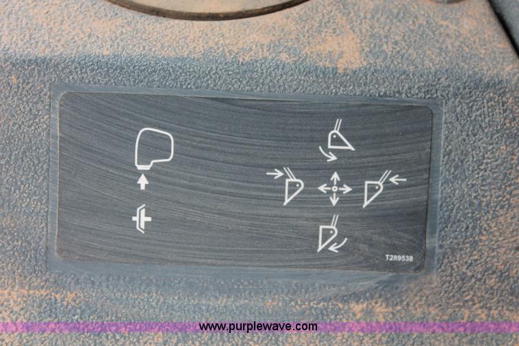 image for item K8902 2012 John Deere 310SK backhoe